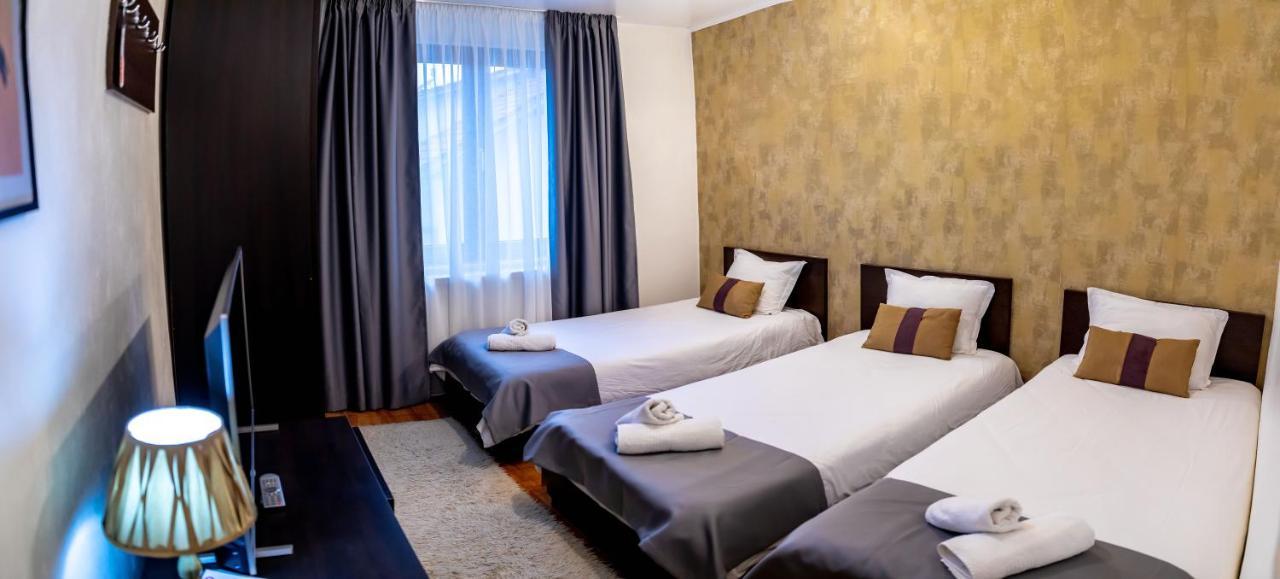 Velinov Boutique Hotel Банско Экстерьер фото