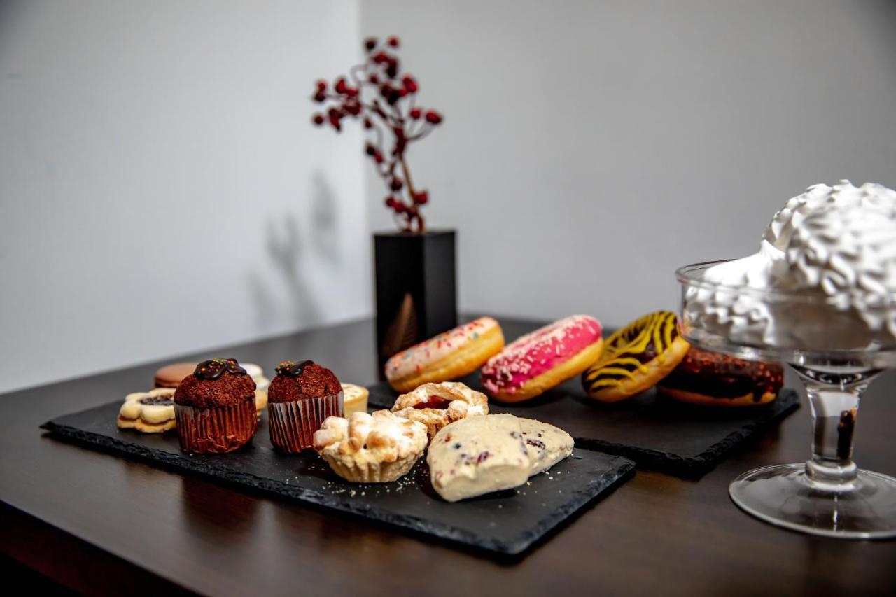 Velinov Boutique Hotel Банско Экстерьер фото