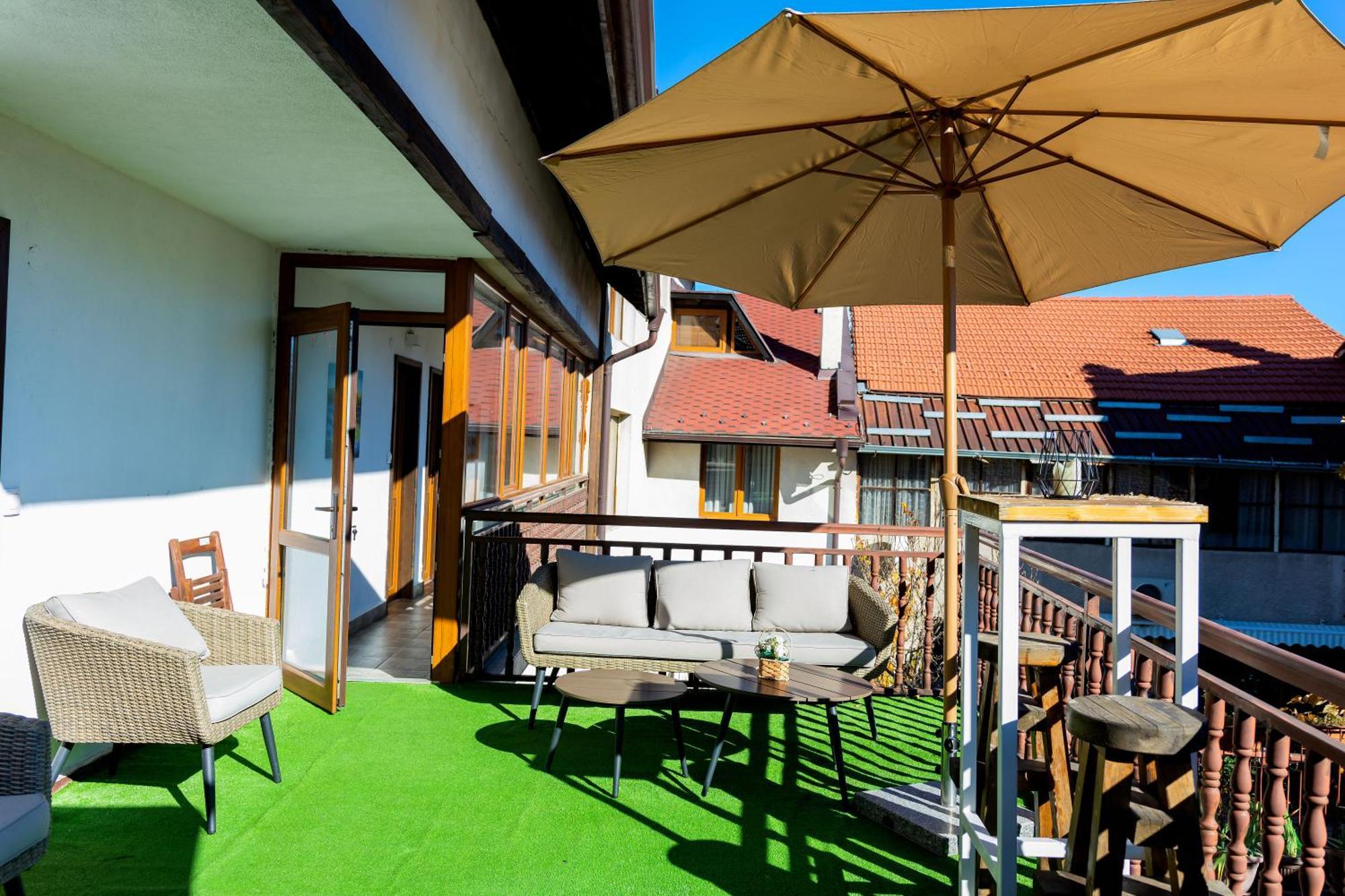 Velinov Boutique Hotel Банско Экстерьер фото